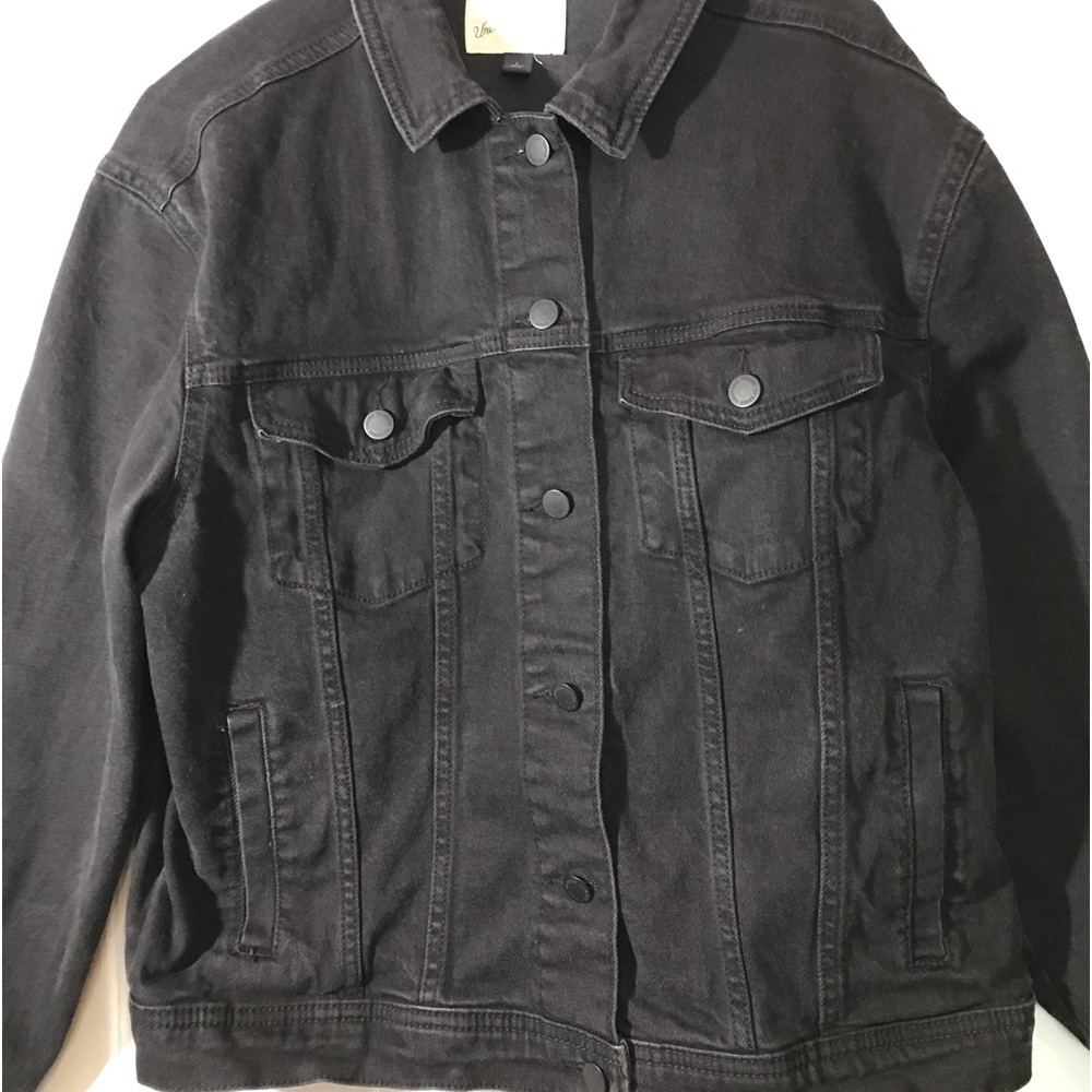 Universal thread Good Company black Denim jean jacket size Large never worn
